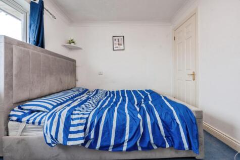 Dorsey Drive, Bedford, Bedfordshire, MK42