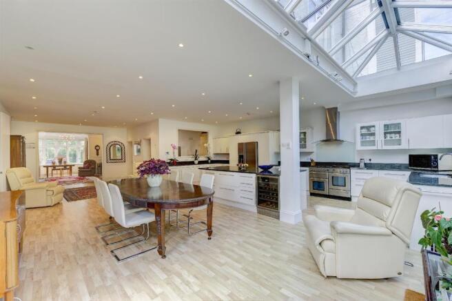 Dining Area / Kitche