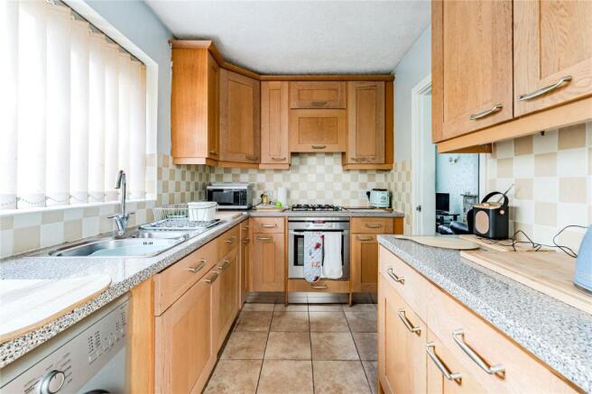 3 bed Semi-Detached for sale Image 5