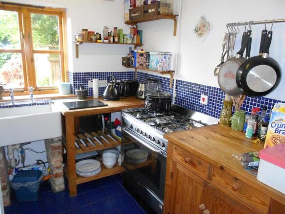 Kitchen (FILEminimizer).JPG