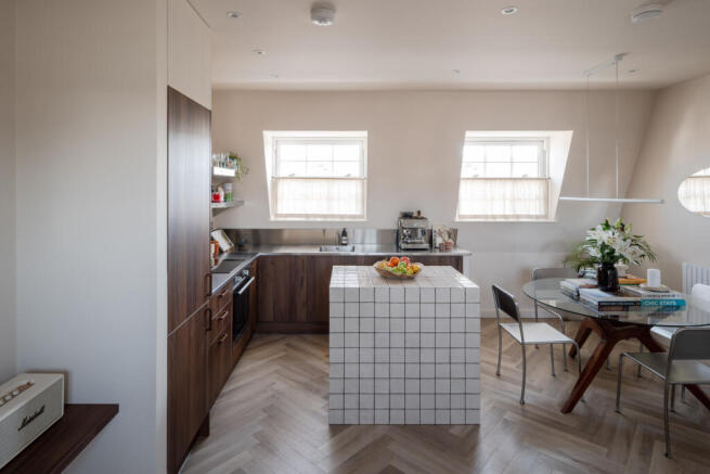 330315 - Caledonian Road, London N1 - high res-...