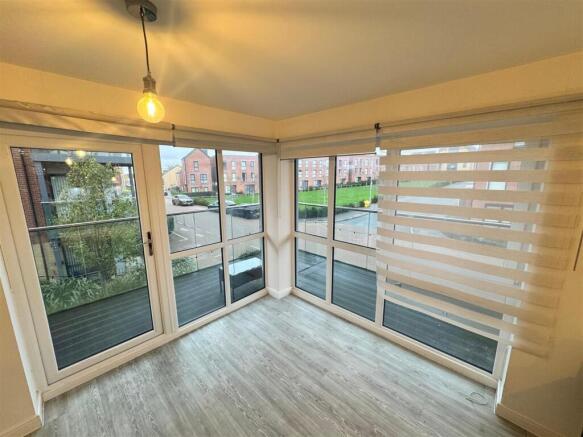 WhatsApp Image 2025-11-24 at 16.23.43 (2).jpeg