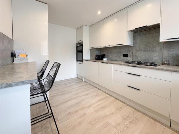 Kitchen-1-3.jpg