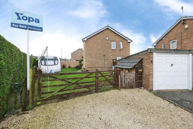 Rufford Avenue, Mansfield, NG21 photo 2