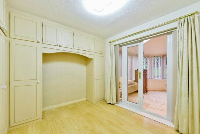3 bed Bungalow for sale Image 11