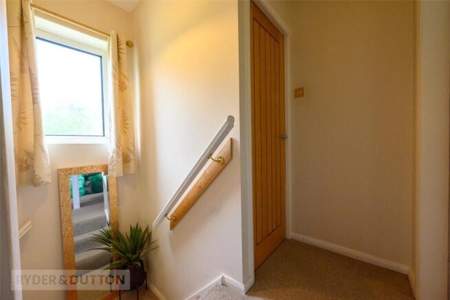 3 bed Semi-Detached for sale Image 7