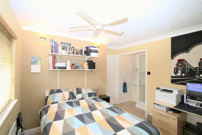 Photo 11