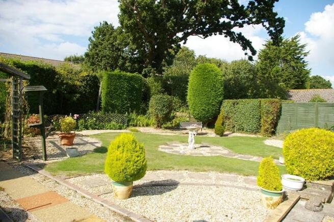 SUPERB GARDEN