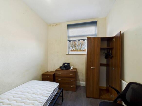 4 bed Terraced for sale Image 8