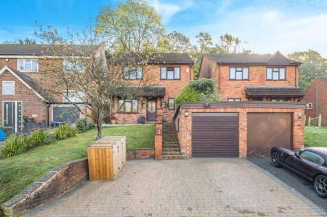 Marlow Bottom, Marlow, SL7 3PP