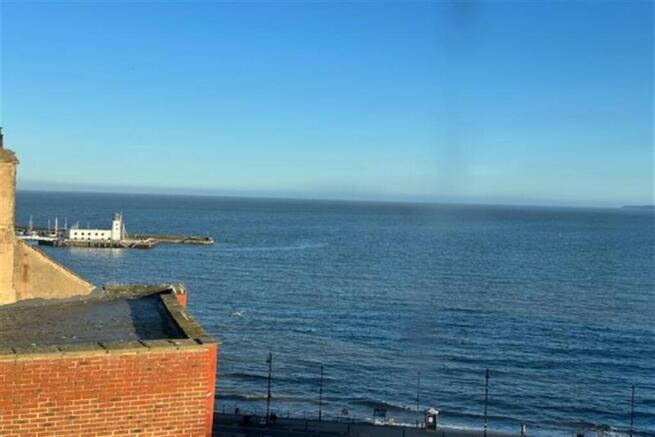 2 bed Flat for sale Image 11