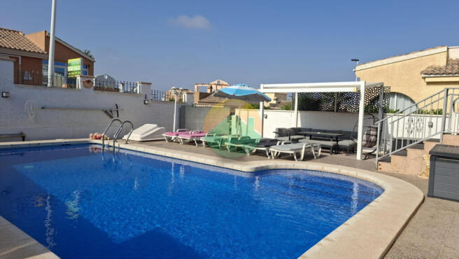 4 Bedroom Detached For Sale-FOB388-3