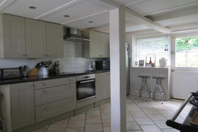 Kitchen: