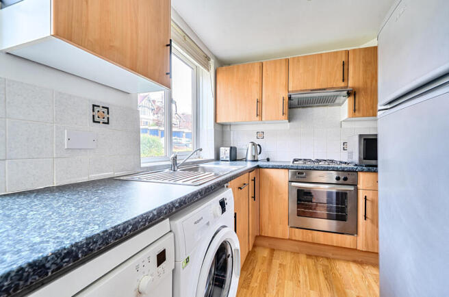 1406979-13-698099...