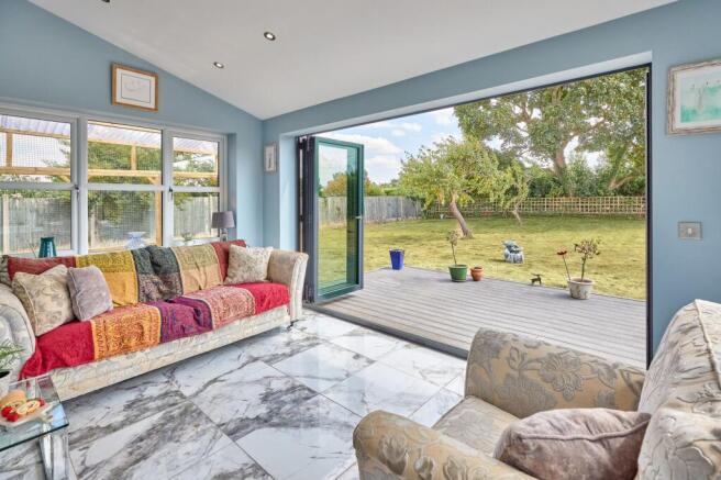 4 bed Detached for sale Image 7