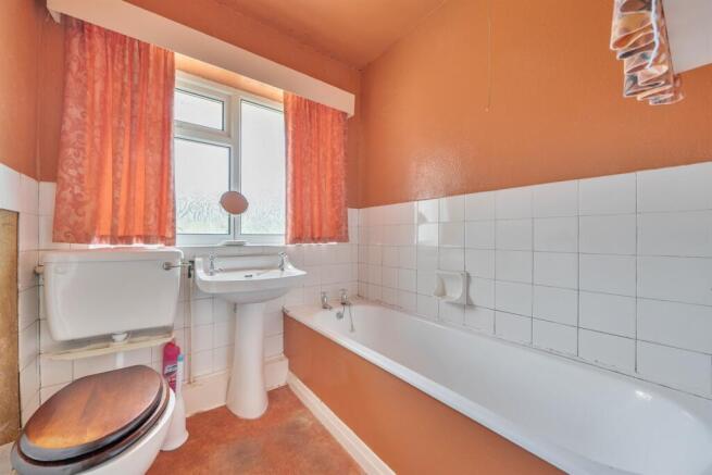 2 bed Bungalow for sale Image 11