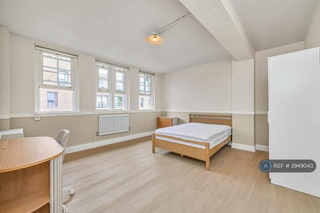 Room 1 - Available