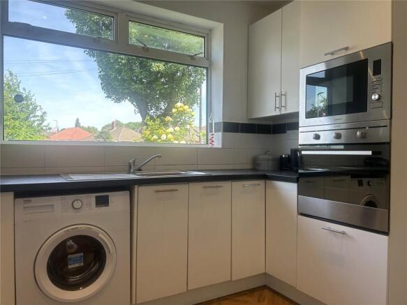 2 bed Bungalow for sale Image 6