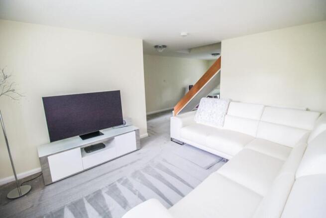 Lounge Pic 2.