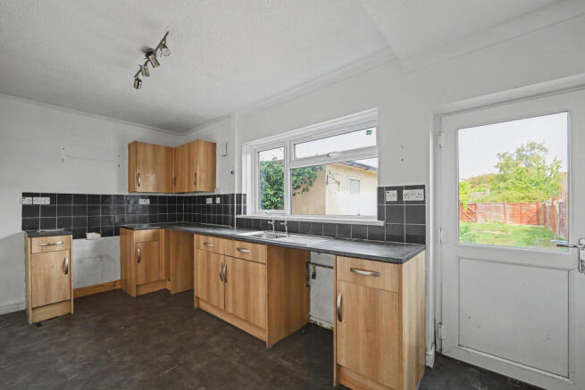 15 Abberd Way, Calne, Wiltshire, SN11 8BB