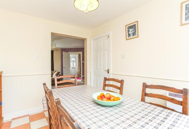 Dining Room 2.jpg