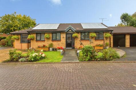 Old School Close, Leyland, PR26