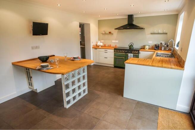 Kitchen / Diner
