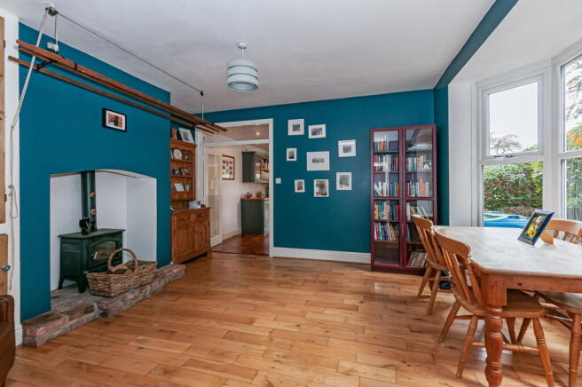 5 bed Terraced for sale Image 11