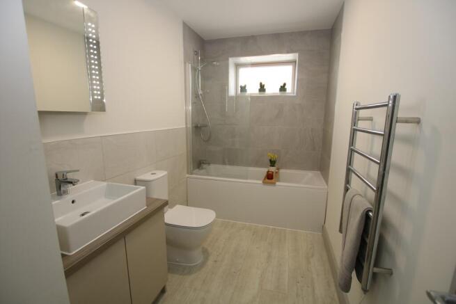 Photo 16