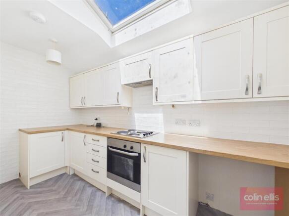 2 bed Semi-Detached for sale Image 3