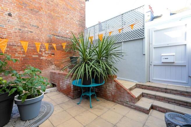 Courtyard Garden