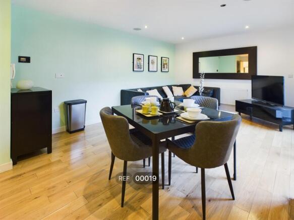 Kitchen & Living area