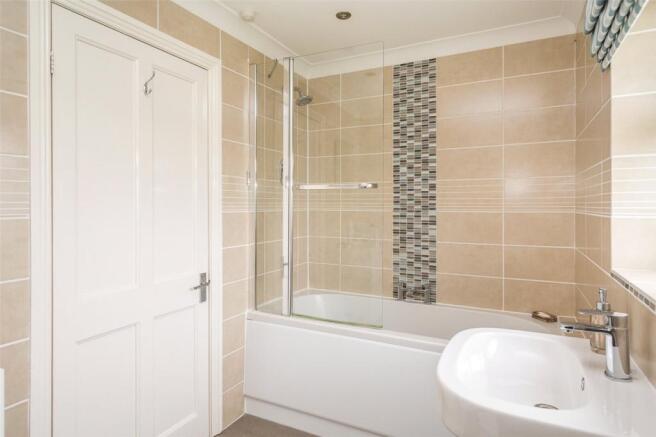 Master Ensuite