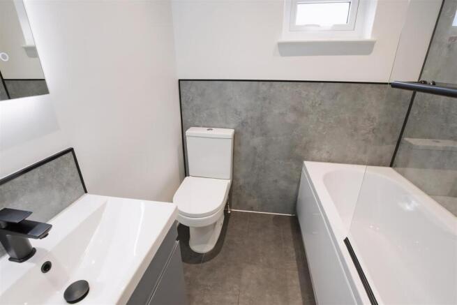 2 bed Terraced for sale Image 11