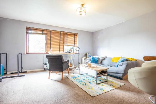 OPEN PLAN RECEPTION ROOM