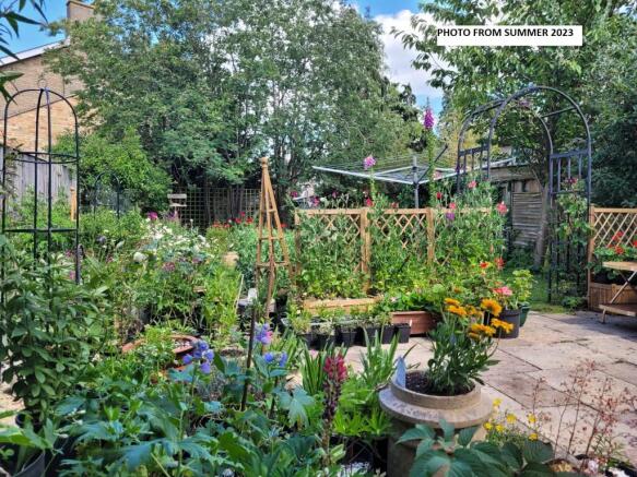 Vendors Garden 1