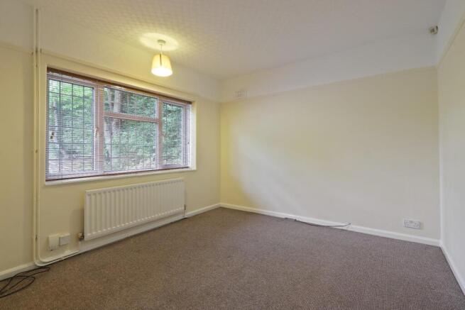 5 bed Detached Bungalow for sale Image 12