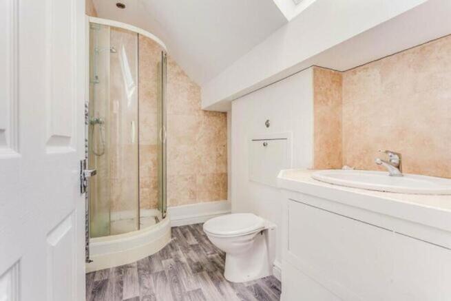 1 bed Flat for sale Image 6