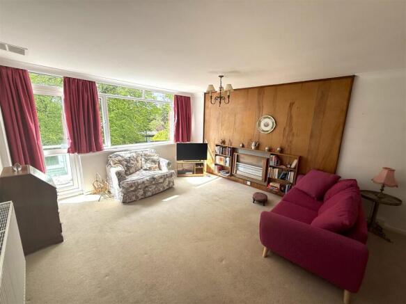 living room 1.jpeg