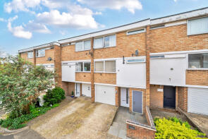 29, Moorholme, Woking GU22 7QZ
