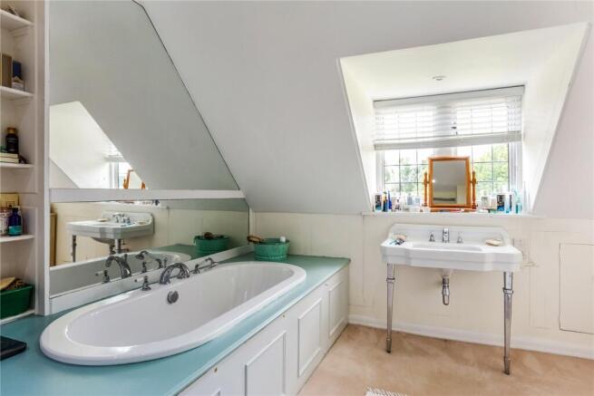 En Suite Bathroom