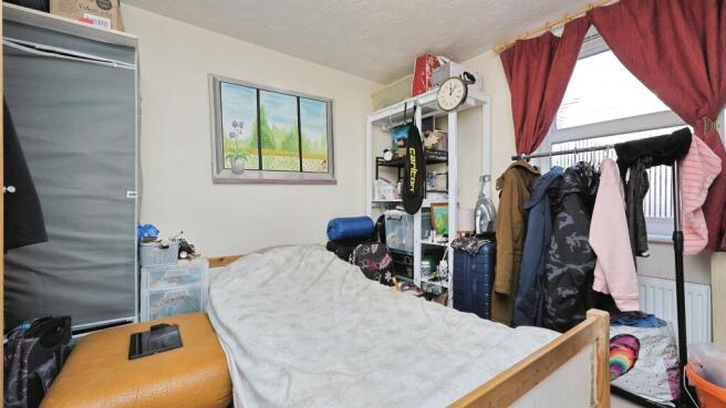 2-Bed At Caddow Road