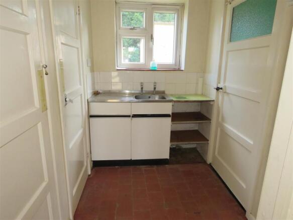 Kitchen.JPG