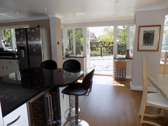 Open plan kitchen/conservatory