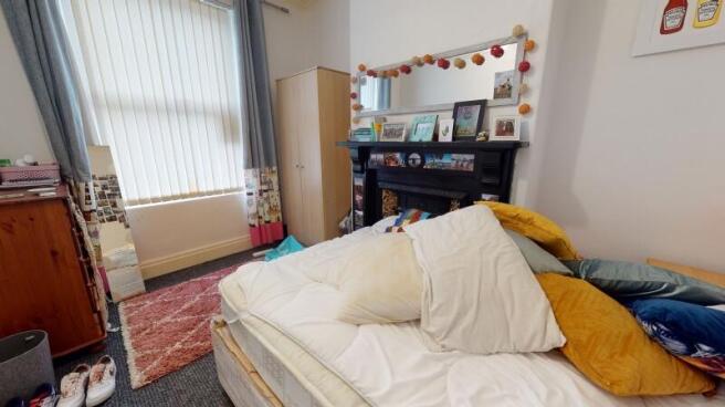 4 bed Terraced to rent Image 4