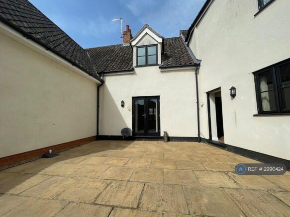 Private Outdoor Patio