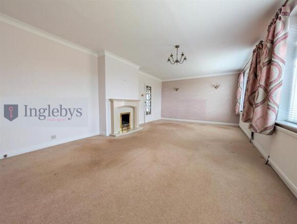 3 bed House for sale Image 5