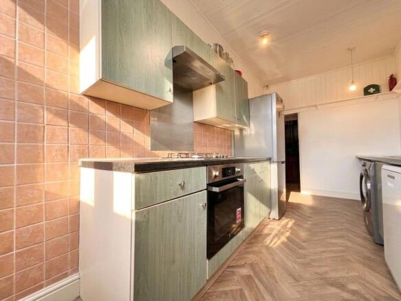 3 bed Terraced for sale Image 6