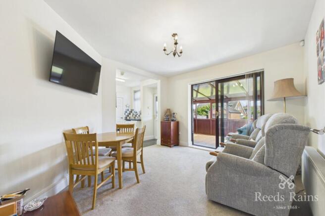 3 bed Bungalow for sale Image 7