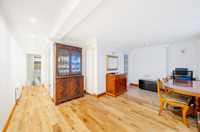 1386533-9-694a78a...